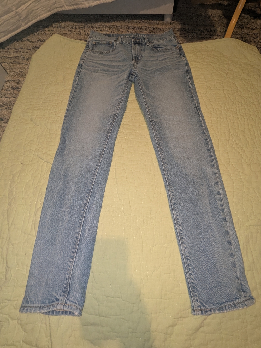 American Eagle Outfitters Light Wash Skinny Jeans